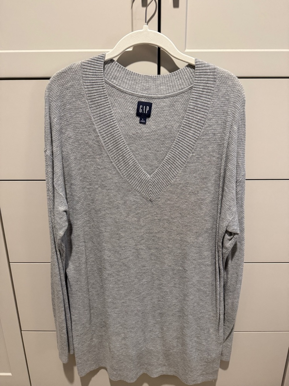 GAP Light Gray V-Neck Knit Sweater
